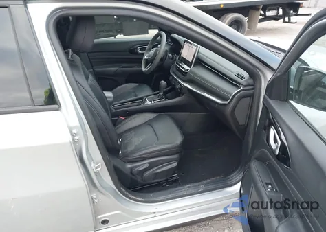 2024 Jeep Compass Limited 4X4 from USA, damaged, VIN 3C4NJDCN5RT116263